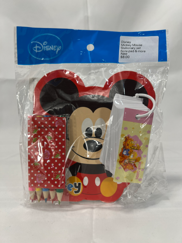 Disney – Mickey Mouse Stationery Gift Set (Notepad, Mini Pencils, Word Cards) – New